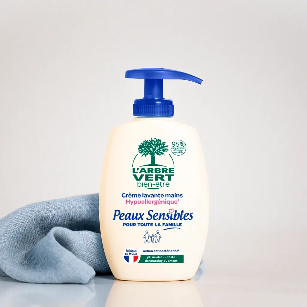 creme_lavante_mains-peaux_sensibles-300ml_galerie_2_688d5ad2-fdd8-46b4-a664-d8df0b874029.webp